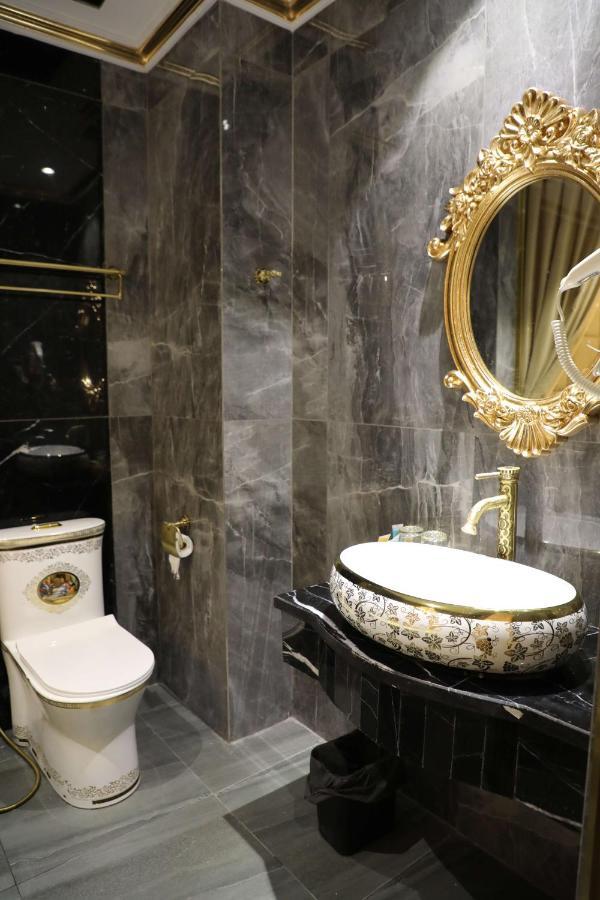 Enjoy Hotel 5A Хошимин Екстериор снимка