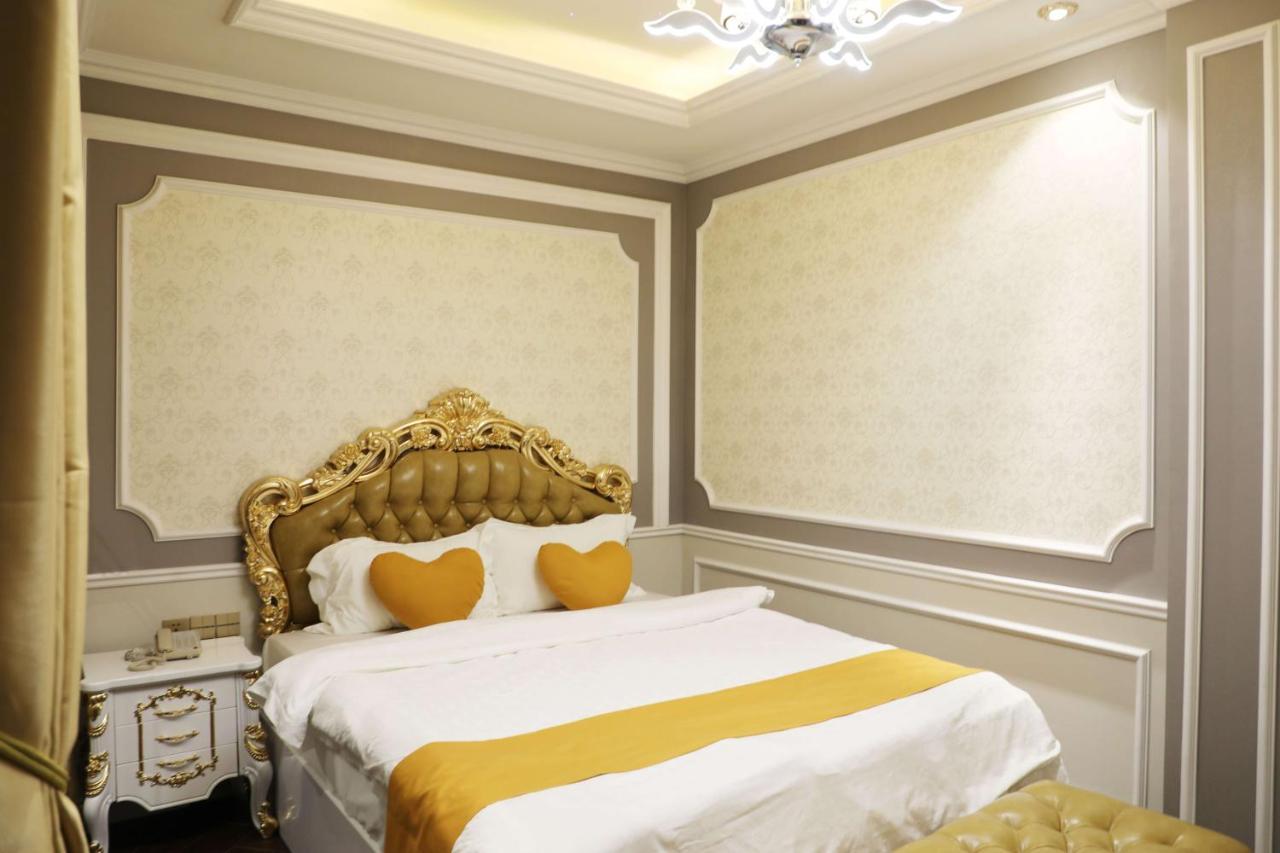 Enjoy Hotel 5A Хошимин Екстериор снимка